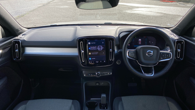 Volvo XC40 2.0 B3P Core 5dr Auto Petrol Estate